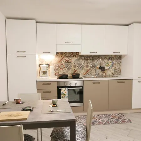 Innuendo La Terrazza House